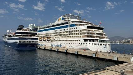 Kruvaziyer turizminde hareketli gün: İki gemi Bodrum'a yanaştı
