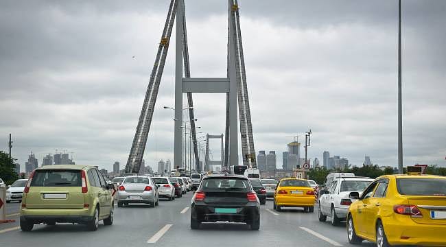 Zorunlu trafik sigortasında yeni dönem başlıyor: Sürücüleri hangi değişiklikler bekliyor?
