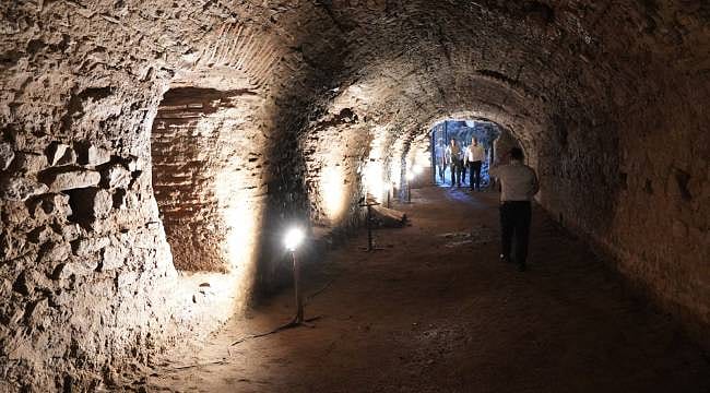 Roma lejyonlarının silah deposu yüzyıllara meydan okuyor: Ziyaretçileri geçmişe yolculuğa çıkarıyor