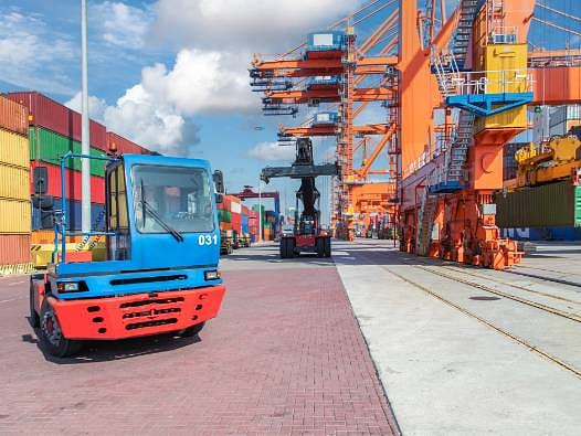 İthalat ihracattan daha hızlı arttı: Dış ticaret açığı 7,3 milyar dolara çıktı