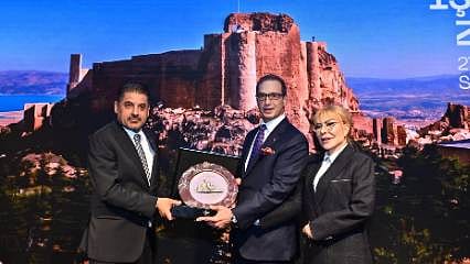 Ömer Koç'tan batı dünyasına sert "Gazze" eleştirisi