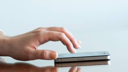 Telefonu tutuş şekliniz kişiliğiniz hakkında ipuçları veriyor