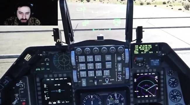 F-16 simülatörüyle çok konuşuldu: YouTuber, gençlere sanal F-16 uçuş eğitimi veriyor