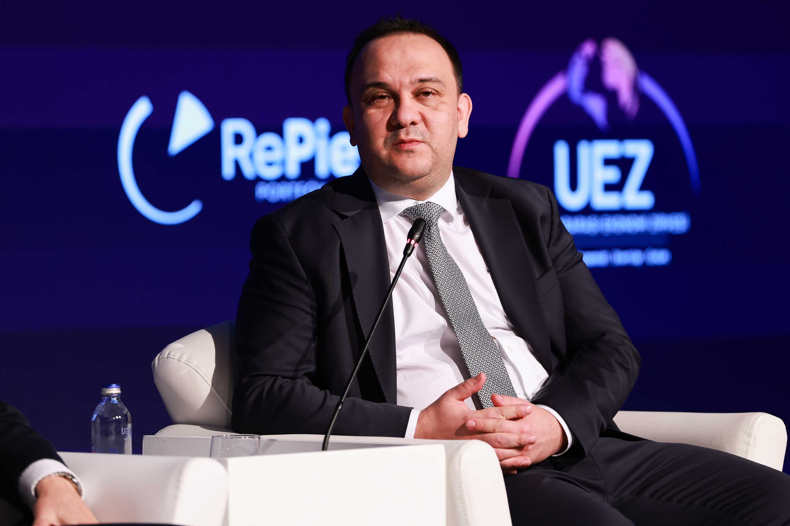 Uluslararası Ekonomi Zirvesi oturumları: 'Sanayi devrimi gibi tarihsel kırılmaların bir benzeriyle karşı karşıyayız'-4