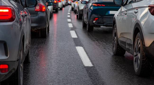 Trafiğe kaydı yapılan taşıt sayısı nisanda yıllık bazda azaldı