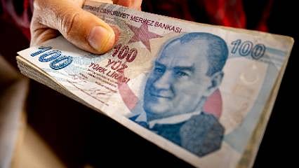 Emekli maaş farkı ödemeleri 2026: SSK ve Bağ-Kur emekli maaş zam farkı ne zaman yatacak?