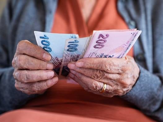 Emekli maaş promosyonları Ağustos 2026 | Emekli promosyonlarında hangi banka ne kadar veriyor? İşte en yüksek promosyon tutarları