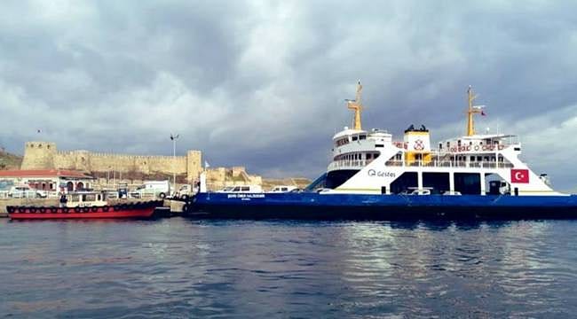 Gökçeada ve Bozcaada'da bazı feribot seferleri iptal edildi