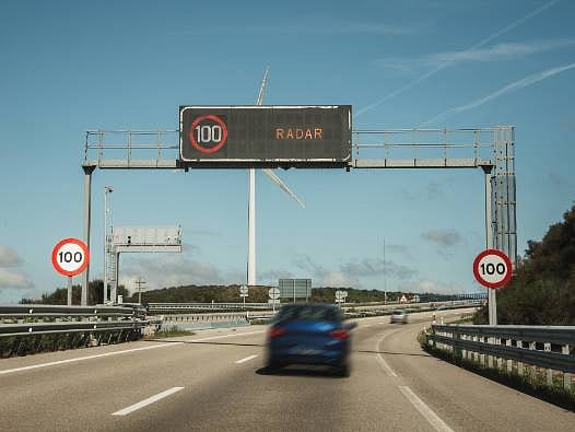 Tatil trafiği başlıyor, yola çıkacaklar dikkat! Radar noktaları belli oldu