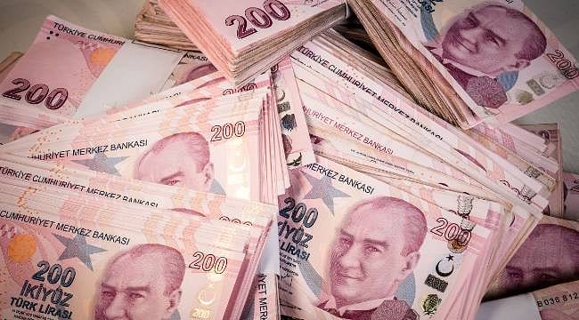 Hazine iki ihaleyle 104,1 milyar lira borçlandı