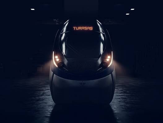 Bakan Uraloğlu açıkladı: Türkiye’nin ilk yerli hızlı treni cuma günü raylarda