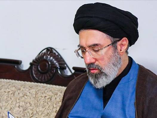 İran'ın yeni dini lideri Mücteba Hamaney saldırıya mı uğradı?