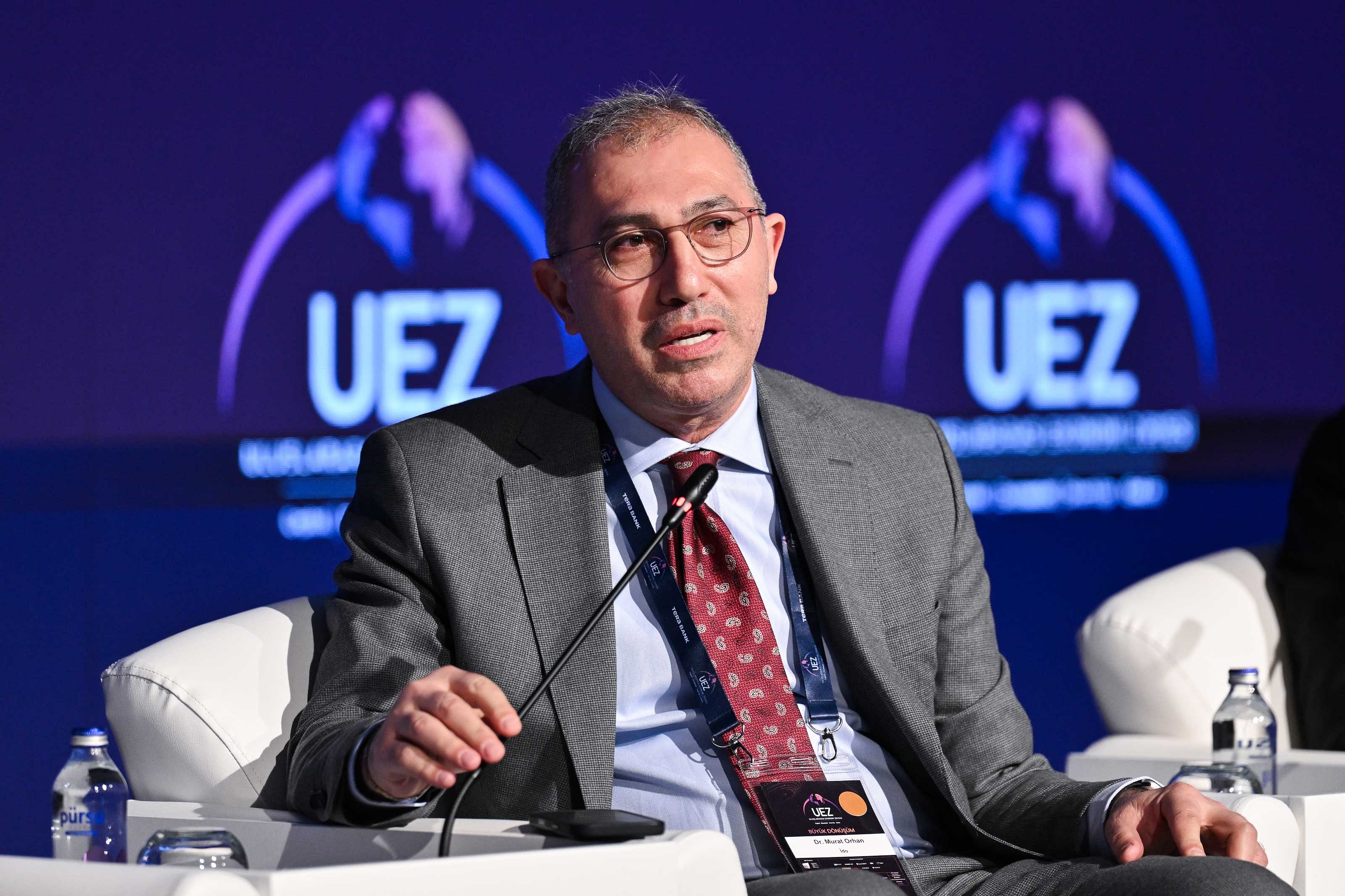 UEZ 2026'nın kapanış oturumda kritik başlık: Geleceğin liderlik modeli nasıl olacak?-2
