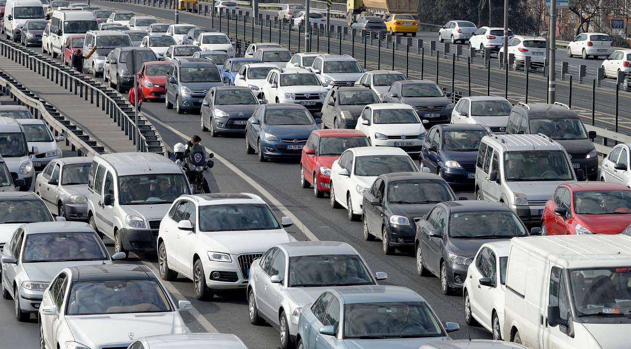 Trafiğe kayıtlı araç sayısı 34 milyonu aştı