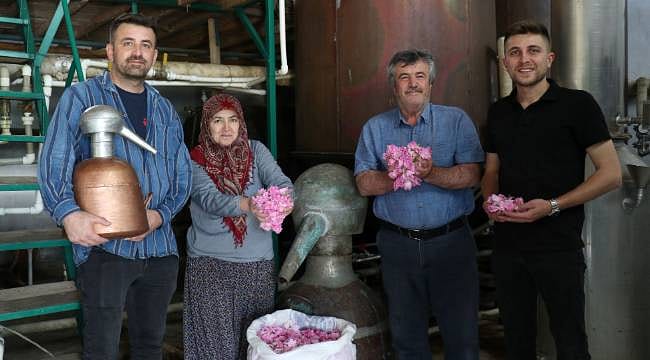 Odun ateşinden küresel kozmetiğe: Ertaş ailesinin 100 yıllık gül mirası