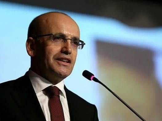 Bakan Şimşek: "Çoklu şoklara rağmen TL mevduatının toplam mevduat içindeki payı 11 yılın en yüksek seviyesinde"