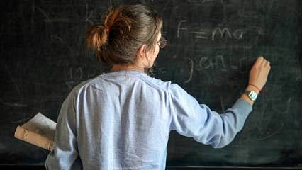 MEB’den öğretmen adaylarına yönelik düzenleme: Eğitim, sınav ve ödeme esasları netleşti