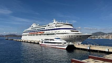 Bodrum'da kruvaziyer hareketliliği: 447 turistle limana yanaştı