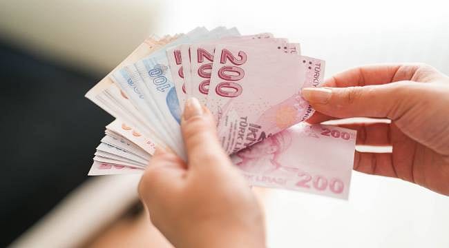 Veriler belli oldu: 2025 yılında hanehalkı en çok hangi harcamalara para ayırdı?