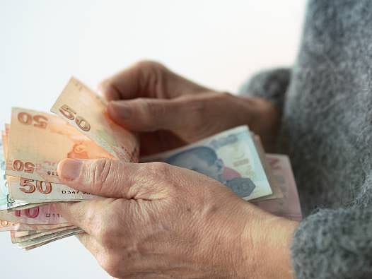 En düşük emekli maaşı ne kadar olacak? Bakan Işıkhan açıkladı