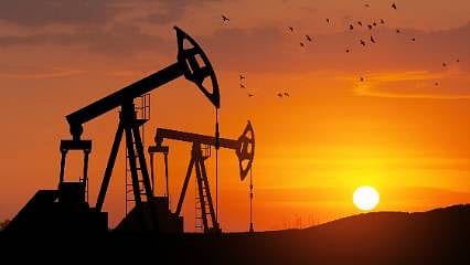 Hürmüz Boğazı endişesi fiyatları artırdı: Petrol fiyatları son 1 ayın zirvesinde!