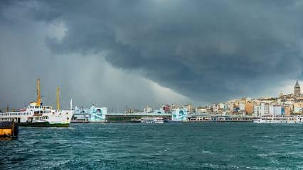 İstanbul için kuvvetli yağış uyarısı: AKOM tarih ve saat verdi