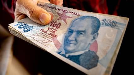 En düşük emekli aylığı zammı Resmi Gazete'de yayımlandı! Fark ödemeleri ne zaman yatacak?