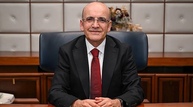 Akaryakıtta eşel mobil sistemi sonrası Şimşek'ten açıklama: 'Mali disiplinden taviz vermeden dezenflasyonu destekleyeceğiz'