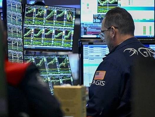 Teknoloji hisselerindeki düşüş etkisini gösterdi: Küresel piyasalarda karışık seyir