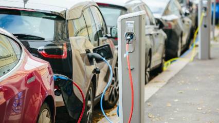 Küresel elektrikli araç satışları yeni yıla düşüşle başladı