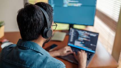 Uzaktan çalışmada mesai suistimali: Evden çalışırken kim ne yapıyor?