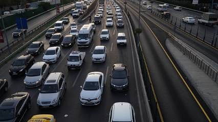 Bakan Çiftçi açıkladı: Araçlarda multimedya yasak mı? Sonradan takılan ses sistemi ve ekranın cezası ne?