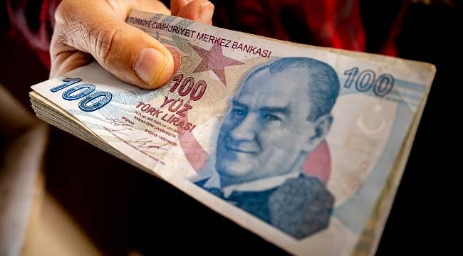 En düşük emekli aylığı zammı Resmi Gazete'de yayımlandı! Fark ödemeleri ne zaman yatacak?