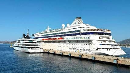 Bodrum'a kruvaziyer hareketliliği: Bini aşkın turist ilçeyi ziyaret etti