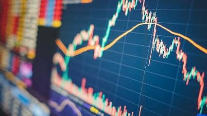 Borsa günün ilk yarısında yükseldi: BIST 100 endeksi 13.923,08 puana çıktı