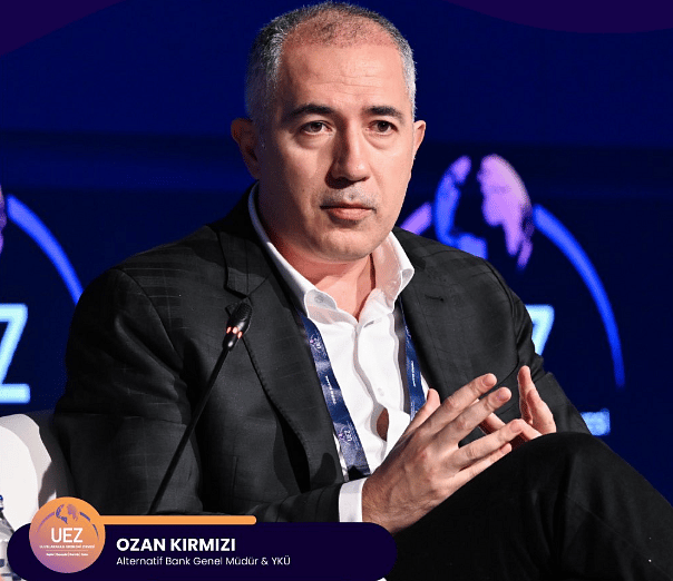 UEZ 2026'nın kapanış oturumda kritik başlık: Geleceğin liderlik modeli nasıl olacak?-1