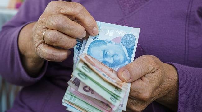Emekli maaşları ne zaman yatacak? Emekli maaşları Kurban Bayramı öncesinde yatacak mı? SSK, Bağ-Kur, Emekli Sandığı maaş ödeme takvimi