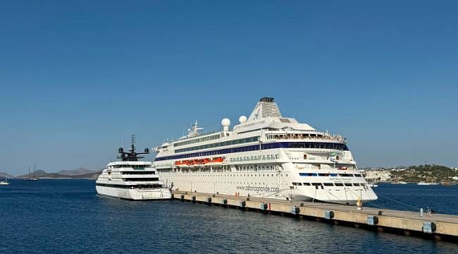 Bodrum'da kruvaziyer hareketliliği: İki gemi 836 yolcuyla geldi