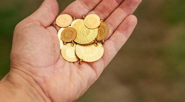 Altın haftaya yükselişle başladı! Gram, çeyrek, yarım ve tam altın ne kadar? 5 Ekim 2026 güncel altın fiyatları