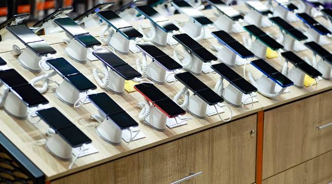 Türkiye'nin yerli ve milli telefonu için düğmeye basıldı! Satış tarihi ve üretim adresi belli oldu
