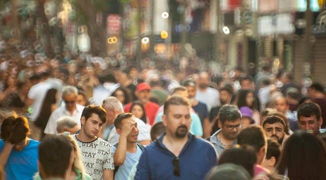 Türkiye'nin nüfusu yaşlanıyor mu? Veriler dikkat çekti
