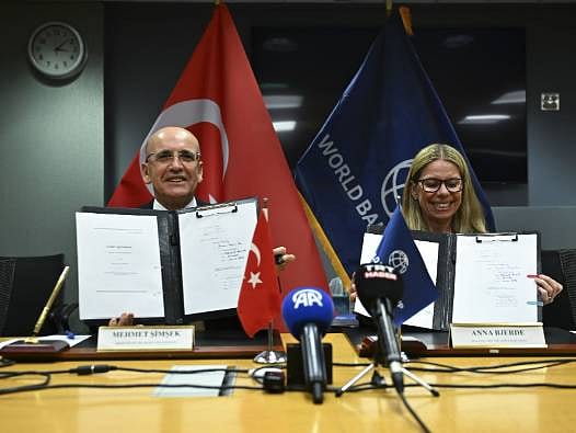 Türkiye'nin lojistik üs olma konumu güçleniyor: Dünya Bankası'yla İstanbul Kuzey Demir Yolu Geçişi Projesi anlaşması