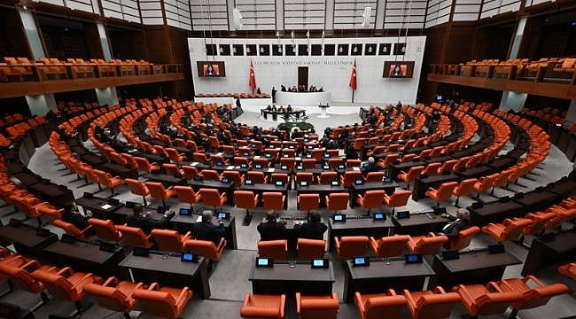 AK Parti, fon tasfiyesine ilişkin kanun teklifini TBMM'ye sundu