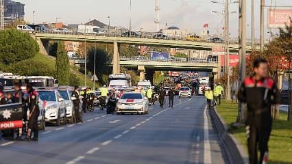 İstanbul'da pazar günü bu yol trafiğe kapalı: 6 saat araç geçişi olmayacak