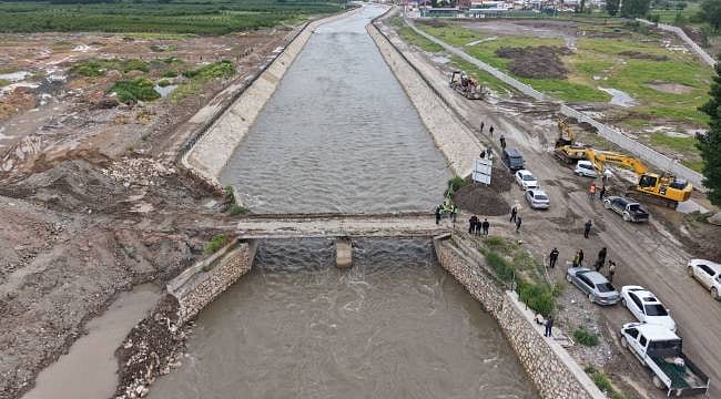 Tokat'ta taşkın alarmı: Vatandaşlar tahliye edildi, 7 köprü yıkıldı