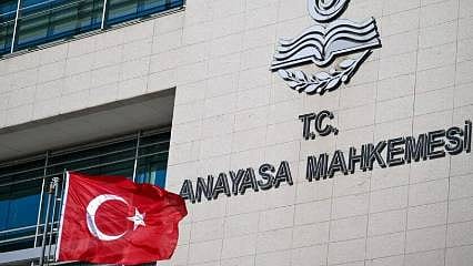 Nöbetçi noterlerle ilgili kritik karar! AYM'den dikkat çeken iptal