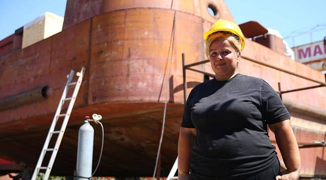 Tersanede kadın eli: Evrak işlerinden gemi ustalığına uzanan 16 yıl