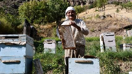 51 yıl önce başladığı mesleğiyle 6 çocuğunu okuttu: Hala ilk günkü gibi çalışıyor