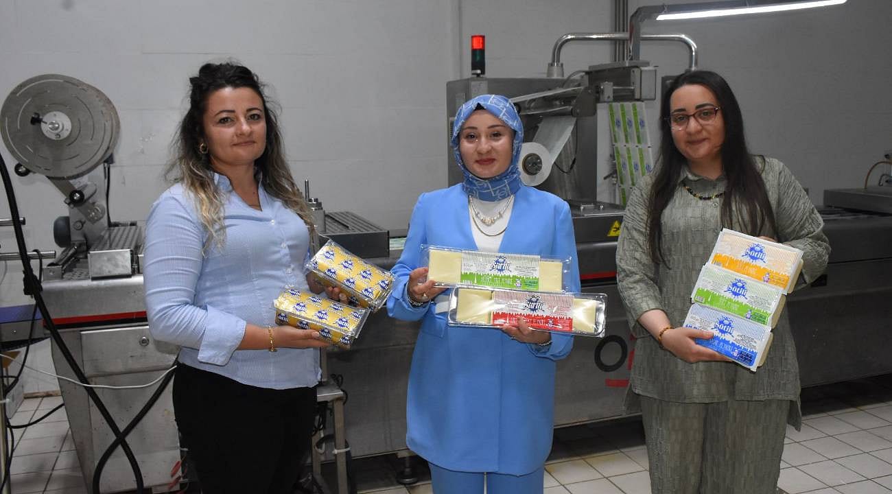 Üç kız kardeşin başarı hikayesi: Aile işletmesini büyütüp 100 kişiye istihdam sağladılar