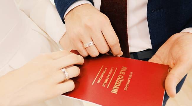 Evlenme ve boşanma istatistikleri açıklandı: Evlilik oranları düşüyor mu?